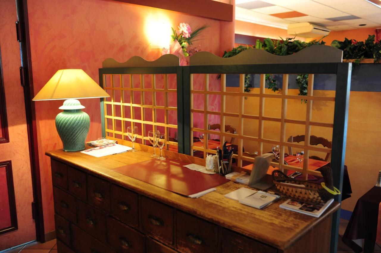 Logis Argonne Hotel Vouziers Luaran gambar