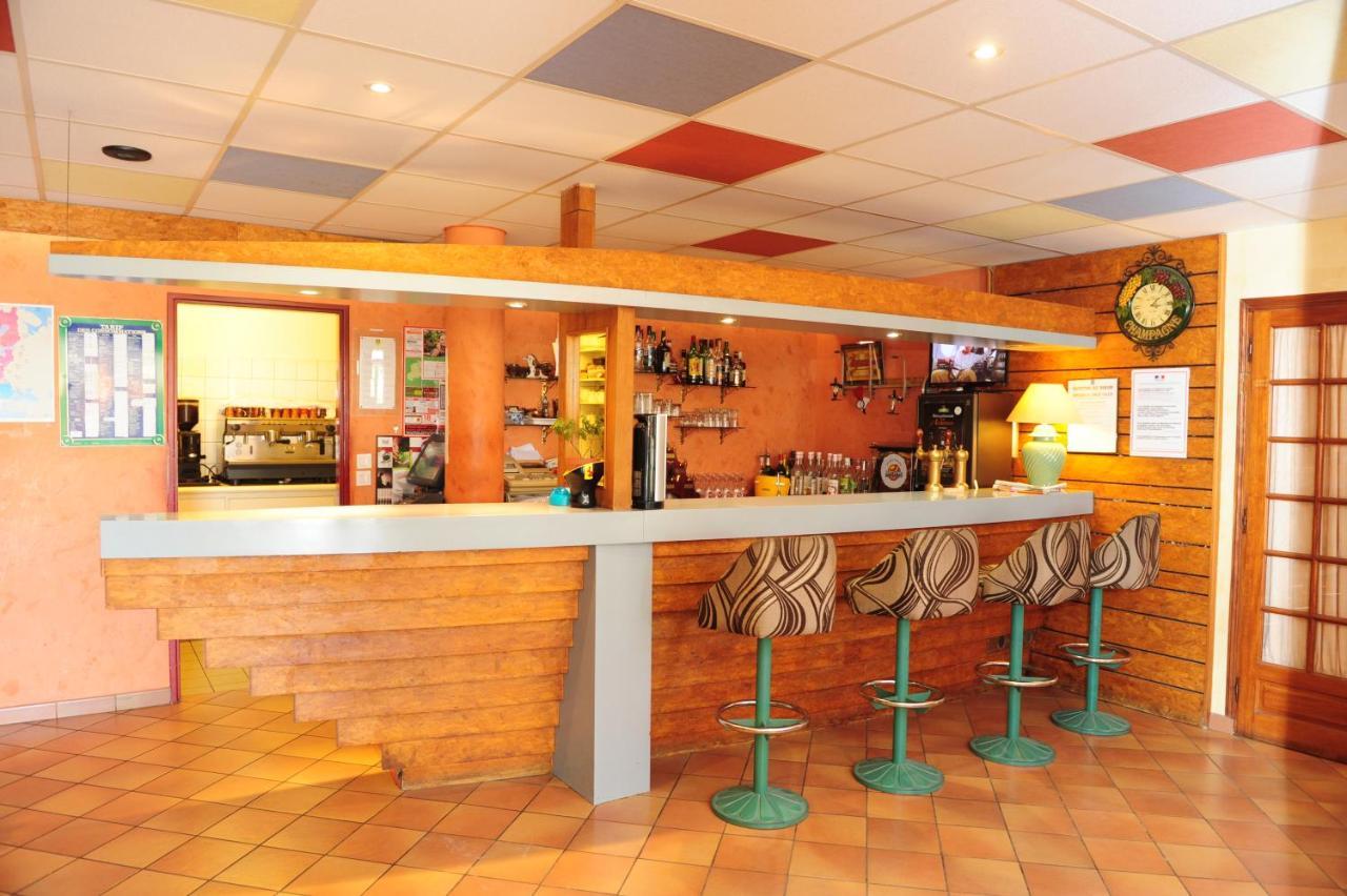 Logis Argonne Hotel Vouziers Luaran gambar